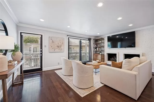MLS: 21270876 Condo For Sale