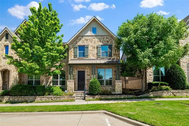 MLS: 21270988 Condo For Sale