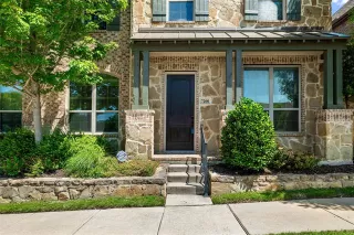 Photo #2: 21270988 Listing