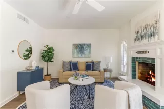 Photo #3: 21271162 Listing