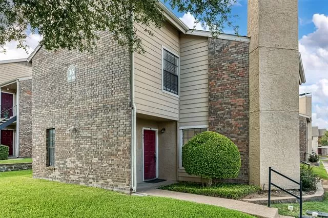 MLS: 21271212 Condo For Sale