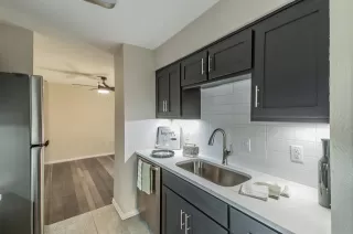 Photo #5: 21271398 Listing 