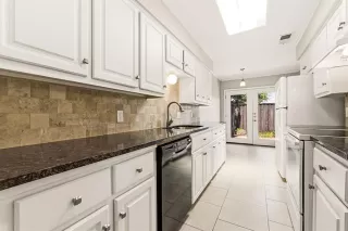 Photo #4: 21271806 Listing 