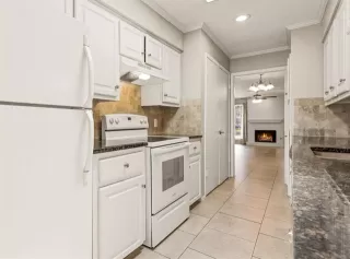 Photo #5: 21271806 Listing 