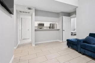 Photo #6: 21271836 Listing 