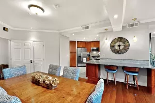 Photo #4: 21272018 Listing 