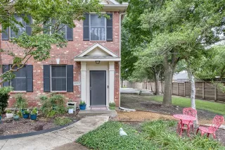 Photo #2: 21272048 Listing