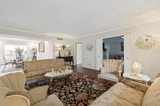 Photo #3: 21272439 Listing 