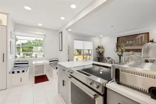 Photo #4: 21272439 Listing 