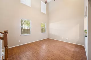Photo #5: 21272657 Listing 