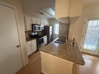 Photo #4: 21272718 Listing 