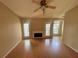 Photo #5: 21272718 Listing 