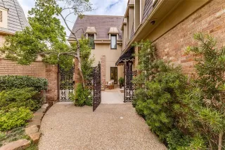 Photo #2: 21272822 Listing 