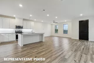 Photo #4: 21272964 Listing