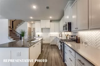 Photo #5: 21273011 Listing 