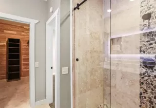 Photo #5: 21273044 Listing