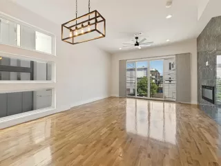 Photo #3: 21273076 Listing