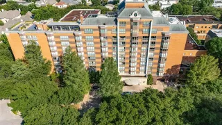 Photo #2: 21273132 Listing 