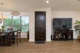 Photo #3: 21273466 Listing