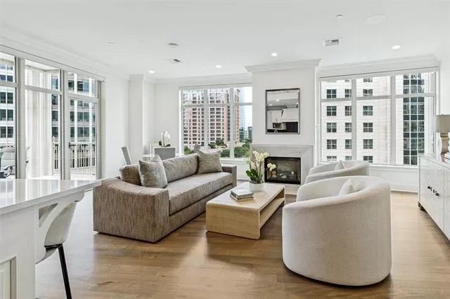 MLS: 21273529 Condo For Sale