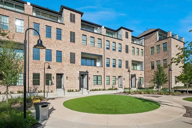 MLS: 21273701 Condo For Sale