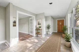 Photo #3: 21273807 Listing