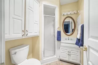 Photo #5: 21273807 Listing
