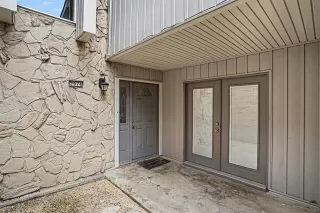 Photo #3: 21273945 Listing