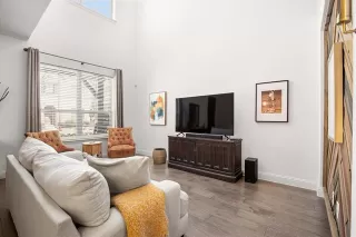 Photo #6: 21274052 Listing