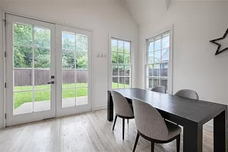 Photo #6: 21274130 Listing