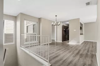 Photo #6: 21274607 Listing