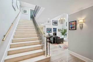 Photo #5: 21274963 Listing