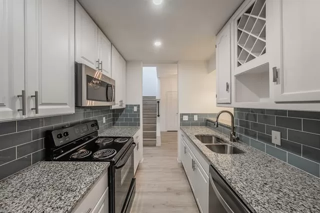 MLS: 21275083 Condo For Sale