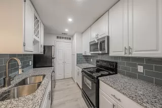 Photo #2: 21275083 Listing 