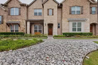 Photo #2: 21275189 Listing