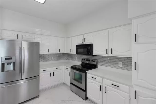 MLS: 21275642 Condo For Sale