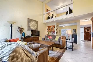 Photo #6: 21276012 Listing
