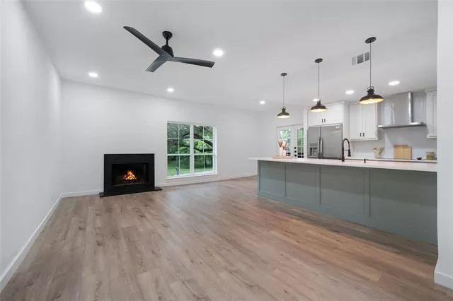 MLS: 21276177 Condo For Sale