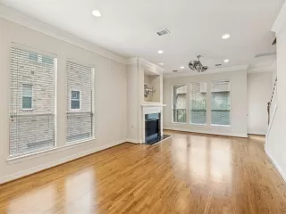 Photo #3: 21276253 Listing