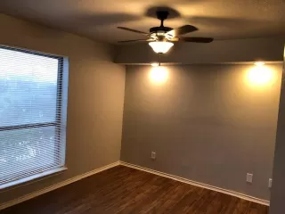 Photo #2: 21276261 Listing 