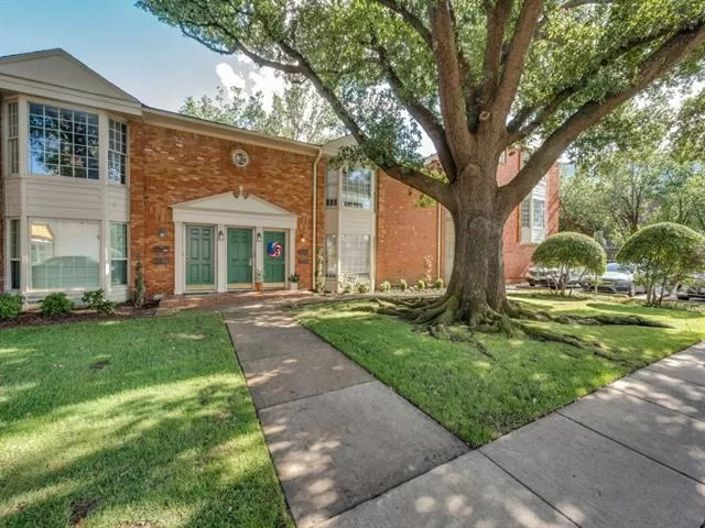 MLS: 21276345 Condo For Sale
