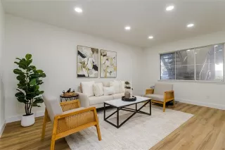 Photo #4: 21276389 Listing