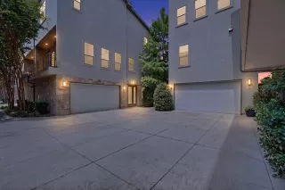 More Details about MLS # 21277022 : 1717 ANNEX AVENUE #201