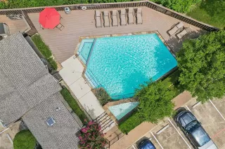 Photo #3: 21277145 Listing