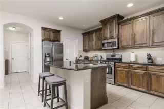 Photo #5: 21277393 Listing