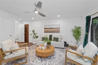 Photo #2: 21277704 Listing