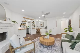Photo #3: 21277704 Listing