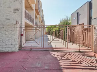Photo #3: 21277871 Listing