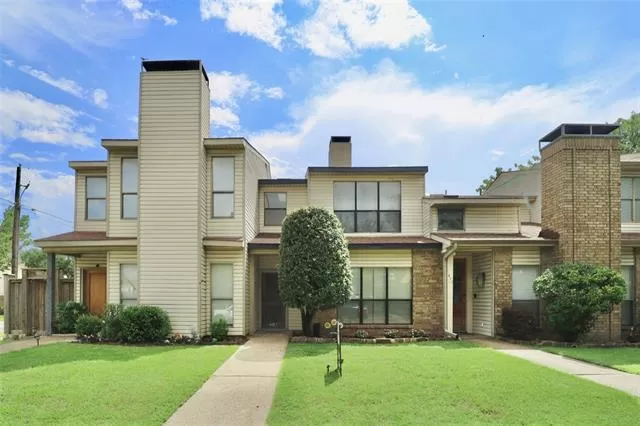 MLS: 21278142 Condo For Sale