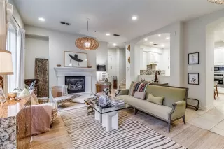 Photo #2: 21278273 Listing